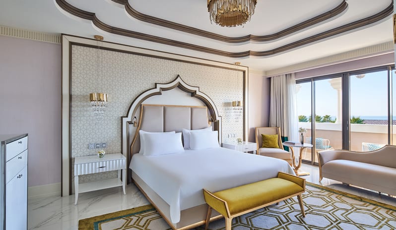 middle-east-holidays-abu-dhabi-rixos-premium-saadiyat-island-hotel-presidential-suite
